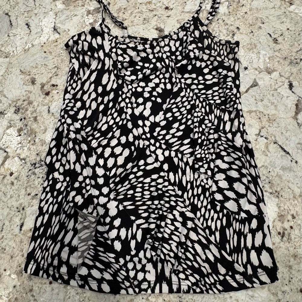 AB Studio Black and White Patterned Too